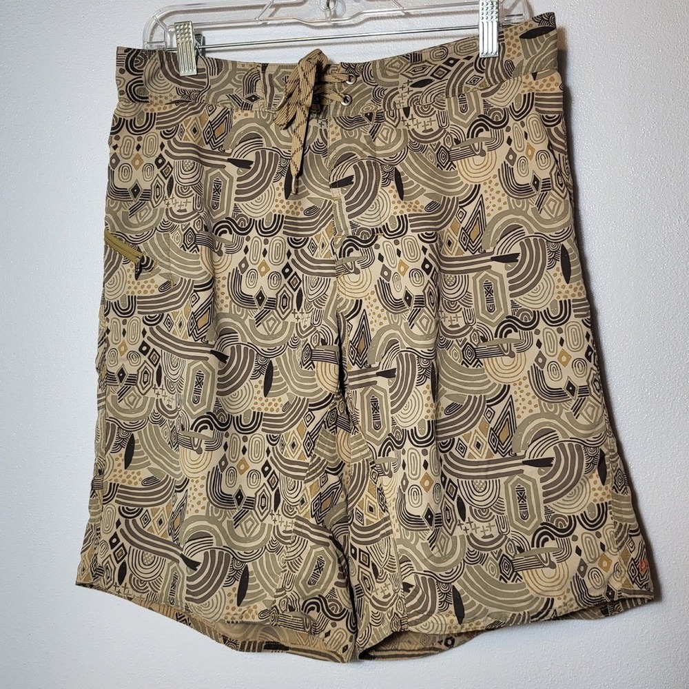 Patagonia Mens Wavefarer Tan Geometric Print Board Shorts Zip Pocket Size 32
